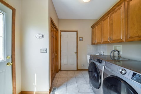 Tiny photo for 3940 Highknob Circle, Naperville, IL 60564 (MLS # 12698073)