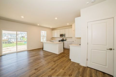 Tiny photo for 1129 Greenleaf Street, Sycamore, IL 60178 (MLS # 12377787)