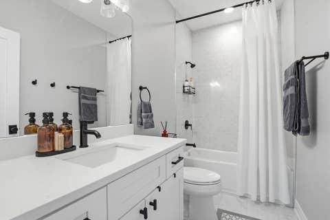 Tiny photo for 1635 N Central Park Avenue, Chicago, IL 60647 (MLS # 12681938)