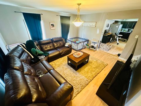 Tiny photo for 334 N CRYSTAL Street, Elgin, IL 60123 (MLS # 12438427)