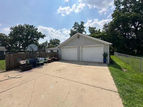 Tiny photo for 334 N CRYSTAL Street, Elgin, IL 60123 (MLS # 12438427)