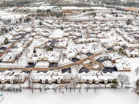 Tiny photo for 847 E Coach Road #1, Palatine, IL 60074 (MLS # 12529076)