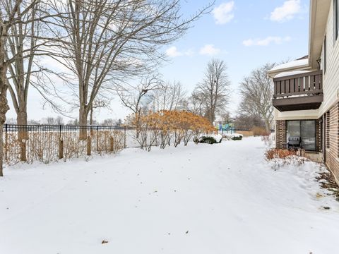Tiny photo for 847 E Coach Road #1, Palatine, IL 60074 (MLS # 12529076)