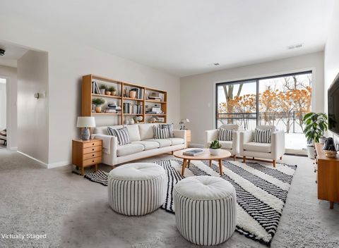 Tiny photo for 847 E Coach Road #1, Palatine, IL 60074 (MLS # 12529076)