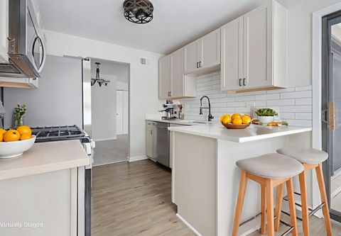 Tiny photo for 847 E Coach Road #1, Palatine, IL 60074 (MLS # 12529076)