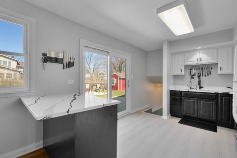 Tiny photo for 802 Timber Lane, Darien, IL 60561 (MLS # 12604285)