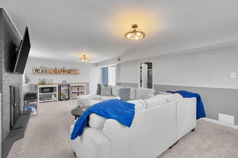 Tiny photo for 802 Timber Lane, Darien, IL 60561 (MLS # 12604285)