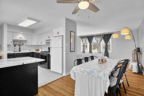 Tiny photo for 802 Timber Lane, Darien, IL 60561 (MLS # 12604285)