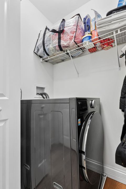 Tiny photo for 3033 N Sheridan Road #1502, Chicago, IL 60657 (MLS # 12576243)