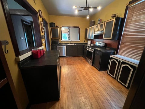 Tiny photo for 1338 Oak Park Avenue, Berwyn, IL 60402 (MLS # 12716654)