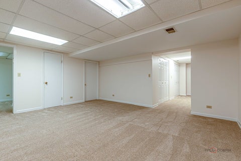 Tiny photo for 623 CHERBOURG Court N, Buffalo Grove, IL 60089 (MLS # 12738151)