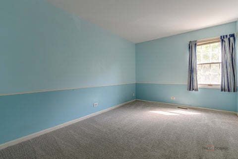 Tiny photo for 623 CHERBOURG Court N, Buffalo Grove, IL 60089 (MLS # 12738151)
