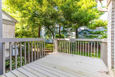 Tiny photo for 623 CHERBOURG Court N, Buffalo Grove, IL 60089 (MLS # 12738151)