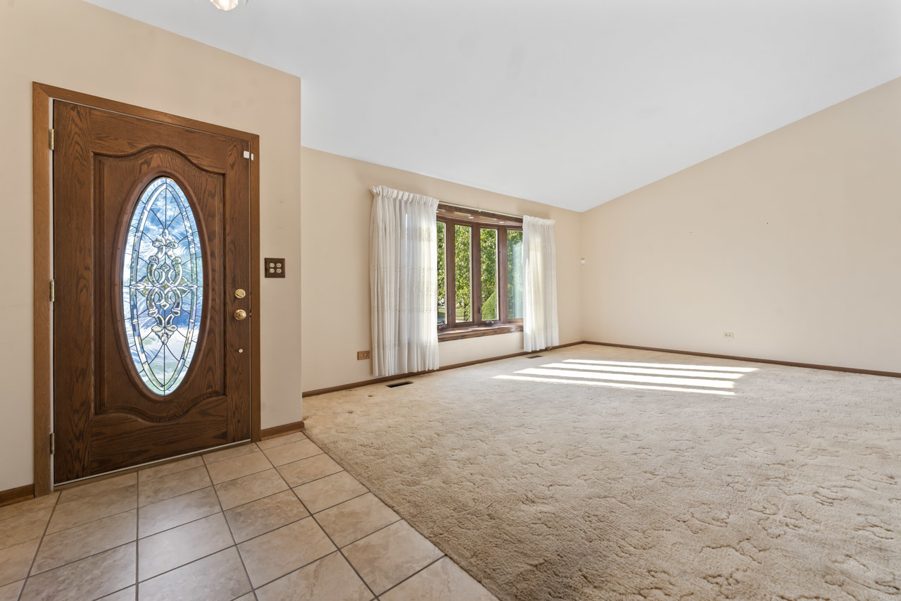 1093 Gloria Drive