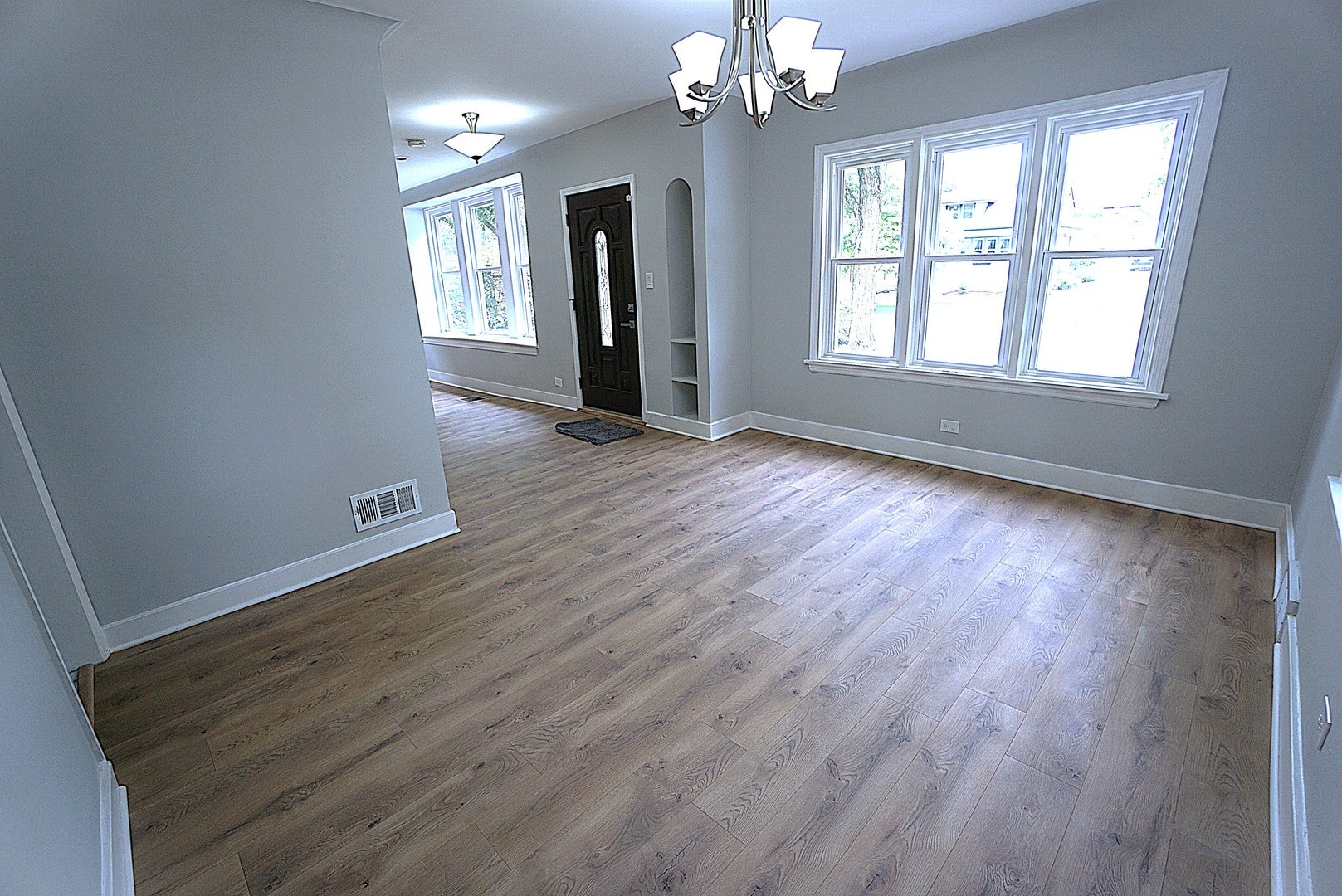 2315 W 112th Street