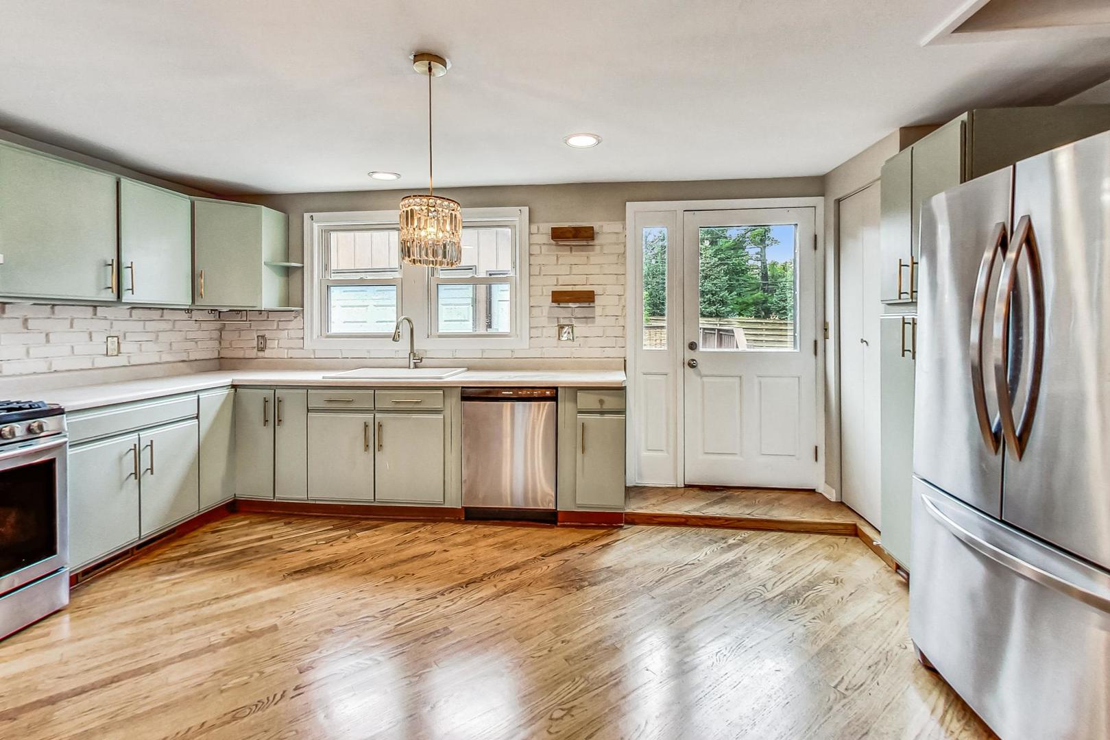 129 E 55th Street