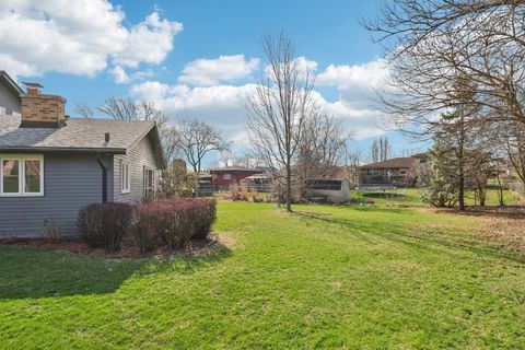 Tiny photo for 8853 W 97th Place, Palos Hills, IL 60465 (MLS # 12527106)