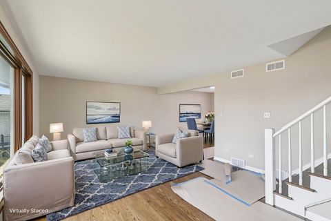 Tiny photo for 8853 W 97th Place, Palos Hills, IL 60465 (MLS # 12527106)