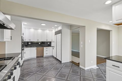 Tiny photo for 8853 W 97th Place, Palos Hills, IL 60465 (MLS # 12527106)