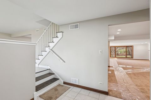 Tiny photo for 8853 W 97th Place, Palos Hills, IL 60465 (MLS # 12527106)