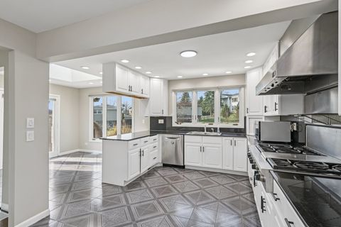 Tiny photo for 8853 W 97th Place, Palos Hills, IL 60465 (MLS # 12527106)