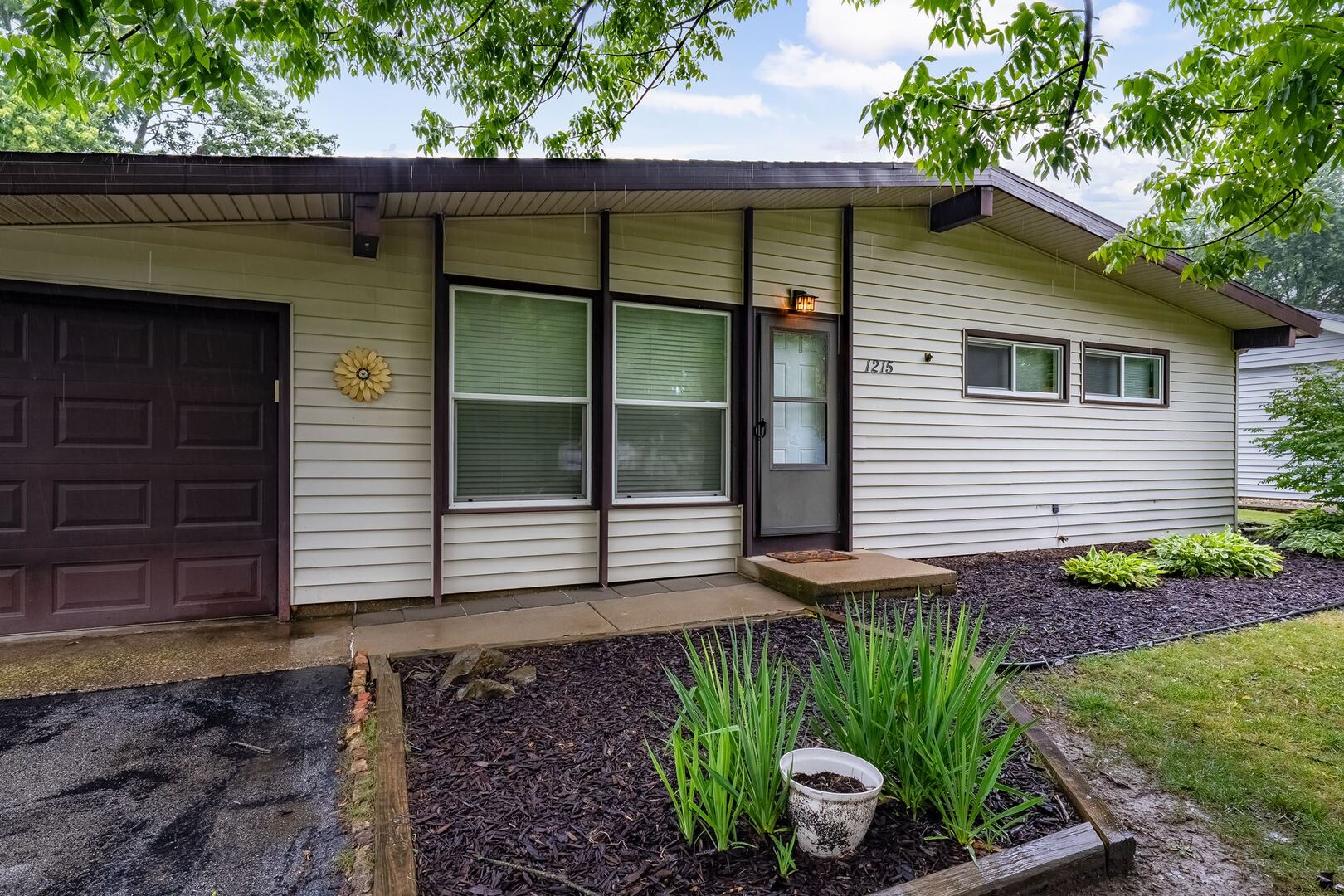 1215 Rutledge Road
