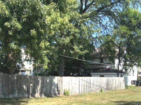 Tiny photo for 2712 Elizabeth Avenue, Zion, IL 60099 (MLS # 12504992)