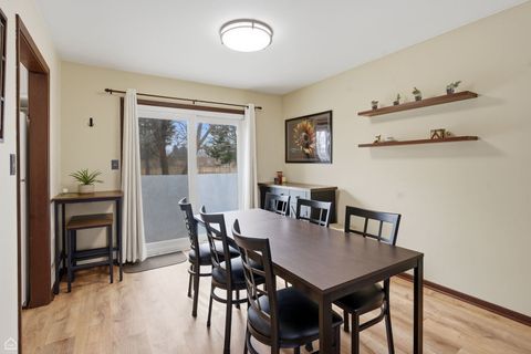 Tiny photo for 3707 W Bradley Court, McHenry, IL 60050 (MLS # 12588939)