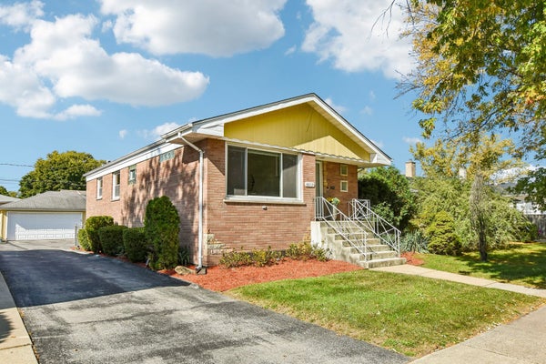 4610 DUBOIS BLVD, BROOKFIELD, IL 60513 - Image 9338e1eaaadb128131a3eba7c2ffdc38/164461784