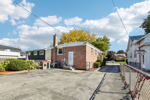 Tiny photo for 4610 Dubois Boulevard, Brookfield, IL 60513 (MLS # 12778222)
