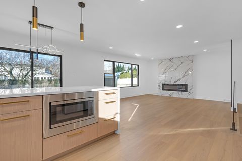 Tiny photo for 1408 N Burning Bush Lane, Mount Prospect, IL 60056 (MLS # 12533059)