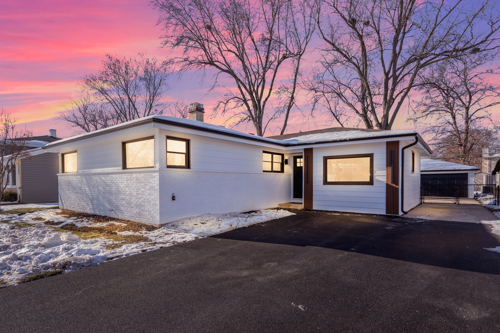 1408 N Burning Bush Lane