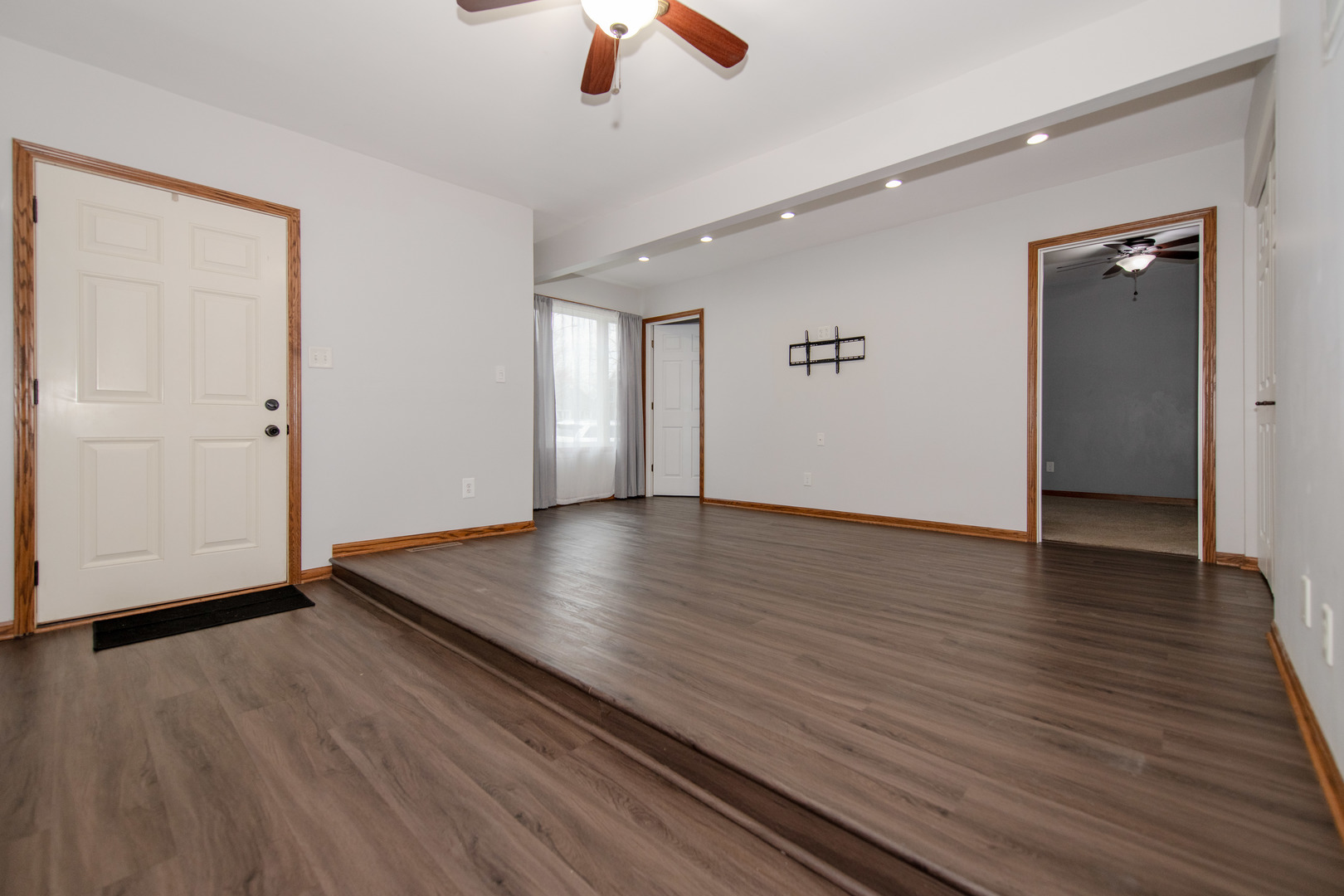 511 ARMSTRONG Street