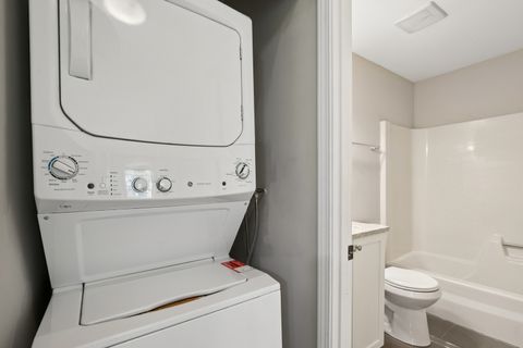 Tiny photo for 938 Chase Court, Gurnee, IL 60031 (MLS # 12627285)