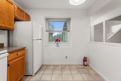 Tiny photo for 1713 Harbor Point Drive #B, Champaign, IL 61821 (MLS # 12571745)