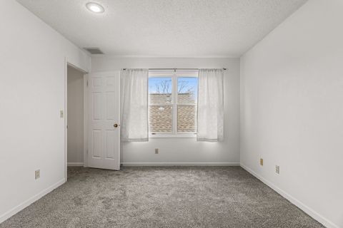 Tiny photo for 1713 Harbor Point Drive #B, Champaign, IL 61821 (MLS # 12571745)