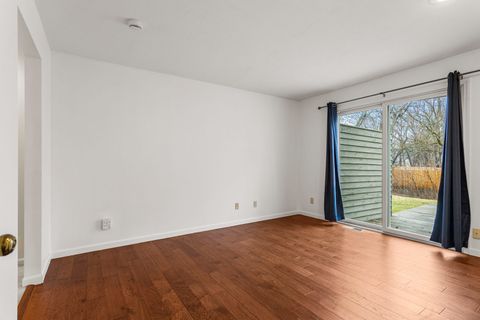 Tiny photo for 1713 Harbor Point Drive #B, Champaign, IL 61821 (MLS # 12571745)