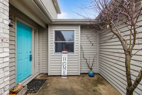Tiny photo for 1713 Harbor Point Drive #B, Champaign, IL 61821 (MLS # 12571745)