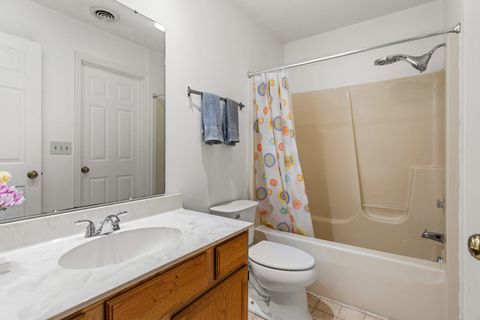 Tiny photo for 1713 Harbor Point Drive #B, Champaign, IL 61821 (MLS # 12571745)