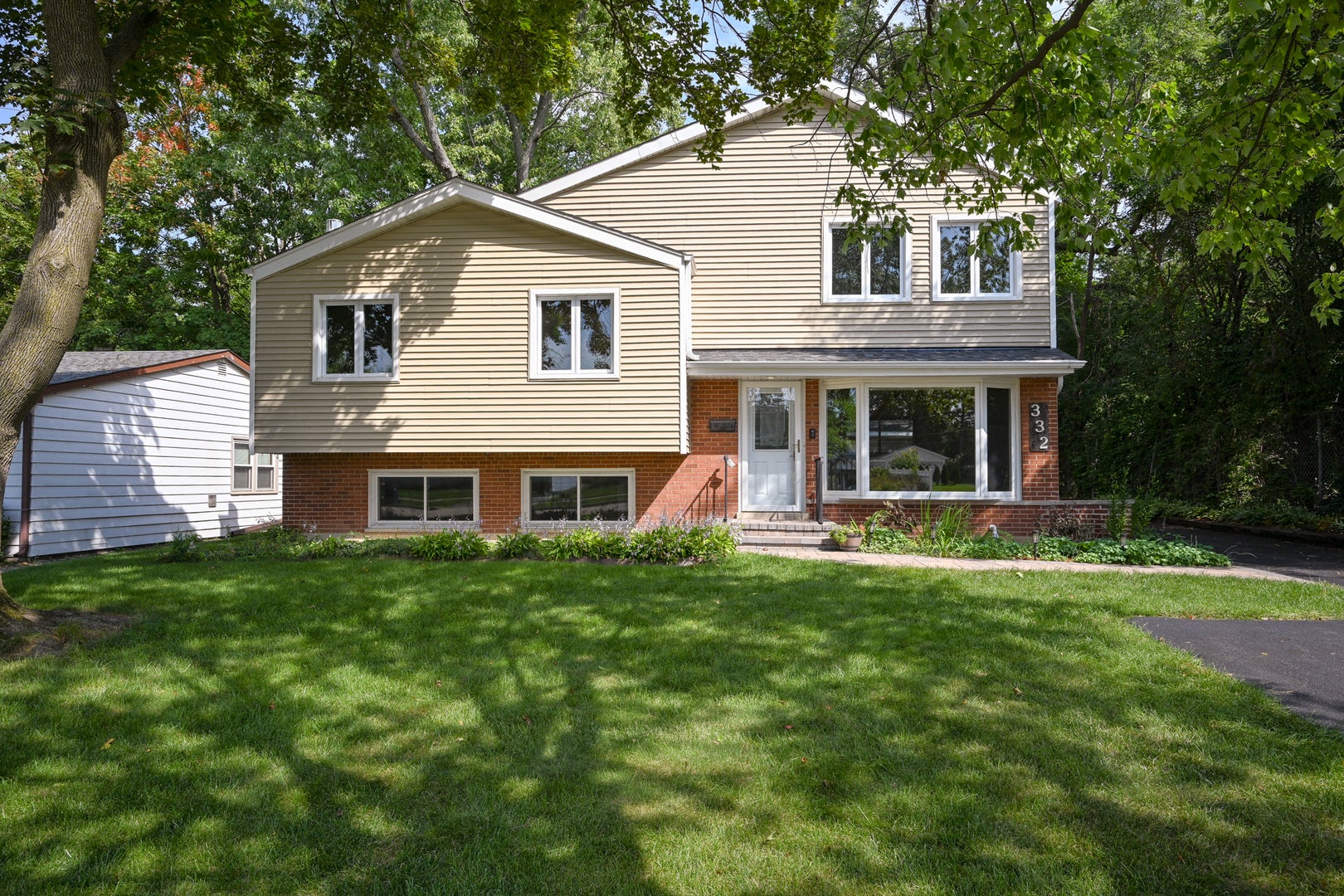 332 W Loy Street