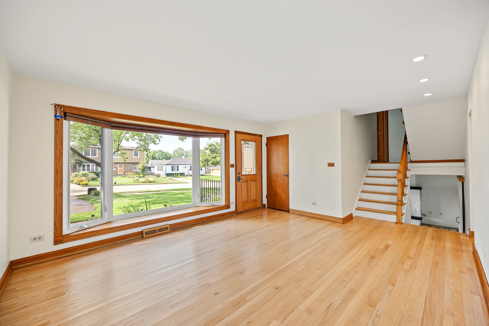 332 W Loy Street