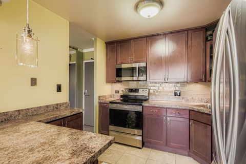 Tiny photo for 3930 N Pine Grove Avenue #805, Chicago, IL 60613 (MLS # 12518387)