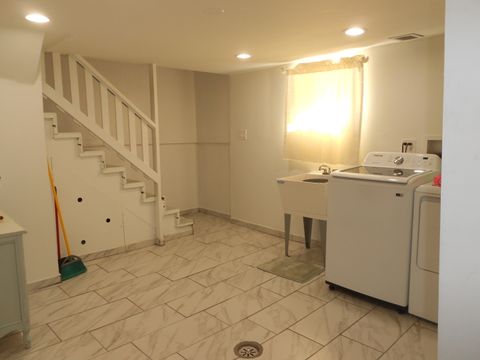 Tiny photo for 9327 S Avers Avenue, Evergreen Park, IL 60805 (MLS # 12605766)