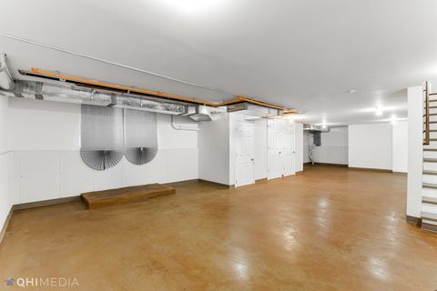 Tiny photo for 19 Augusta Street, Oak Park, IL 60302 (MLS # 12514020)