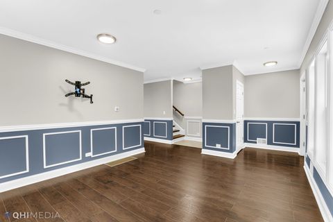 Tiny photo for 19 Augusta Street, Oak Park, IL 60302 (MLS # 12514020)