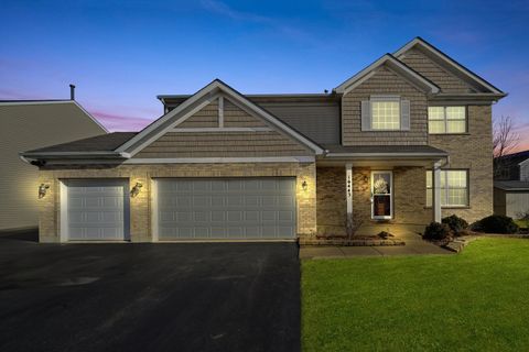 A home in Crest Hill