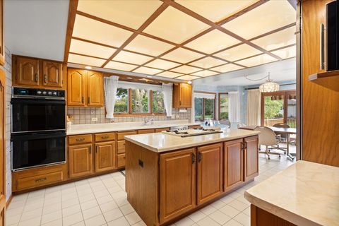 Tiny photo for 703 Newcastle Lane, Prospect Heights, IL 60070 (MLS # 12501709)