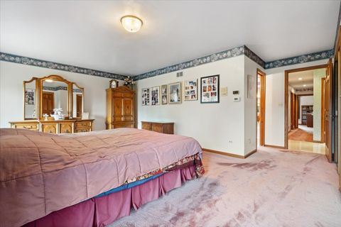 Tiny photo for 703 Newcastle Lane, Prospect Heights, IL 60070 (MLS # 12501709)