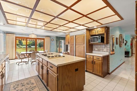 Tiny photo for 703 Newcastle Lane, Prospect Heights, IL 60070 (MLS # 12501709)