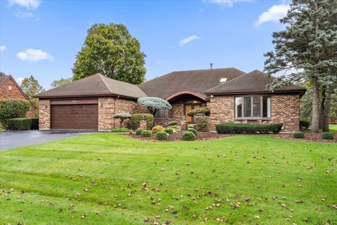 Tiny photo for 703 Newcastle Lane, Prospect Heights, IL 60070 (MLS # 12501709)
